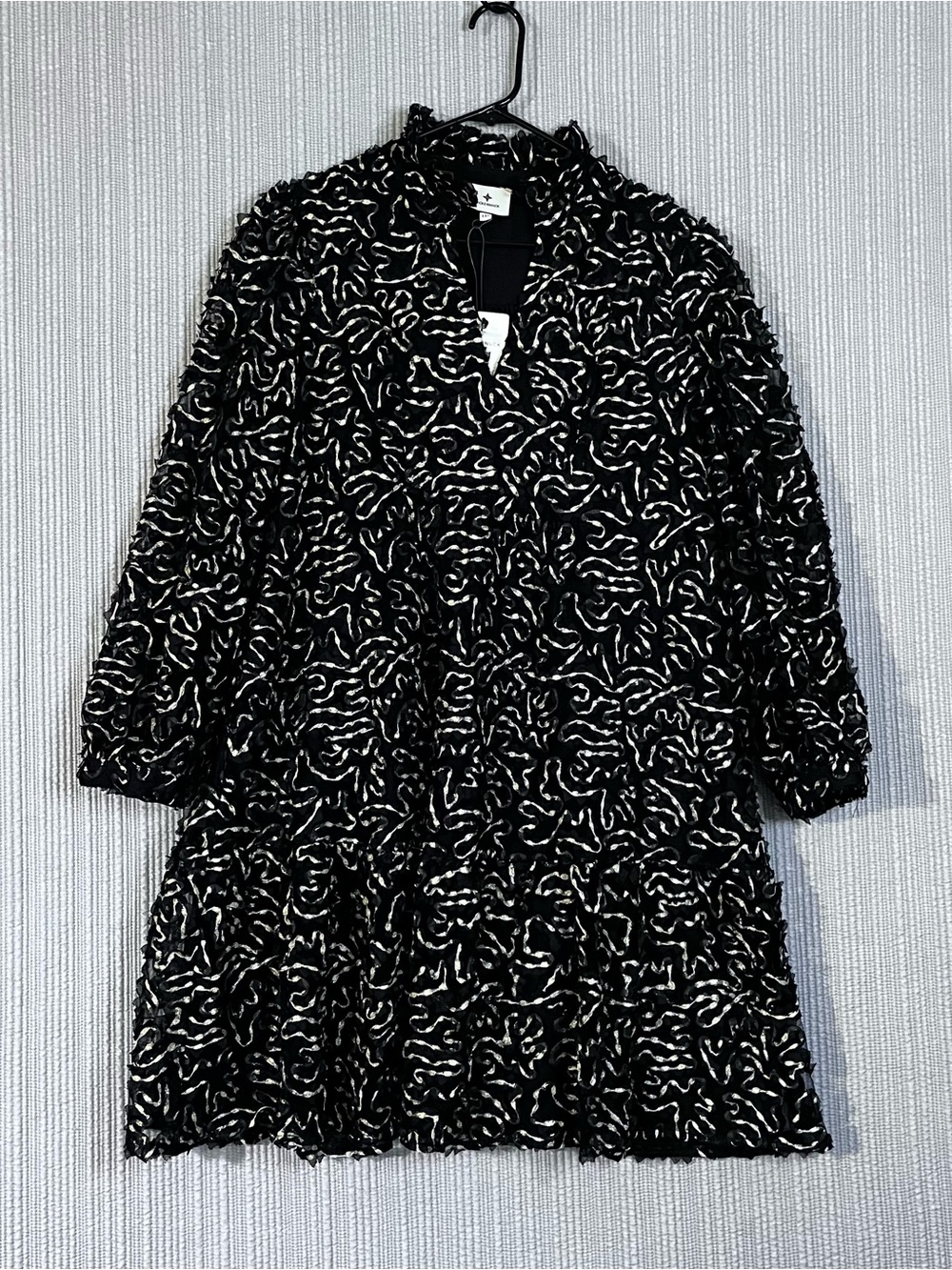 NWT Tuckernuck Organza Cocktail Dress Womens XXL Black w Gold Abstract